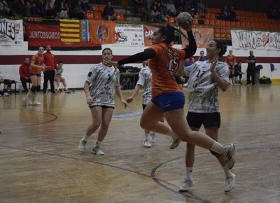 El Atl�tico Guard�s incorpora a Daniela Garc�a para reforzar la primera l�nea