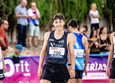 Bronce con sello guard�s: �lex Sierpes confirma su talento entre los mejores fondistas sub-20 de Espa�a