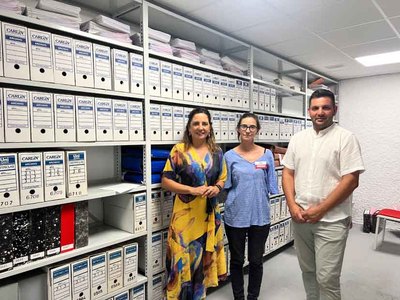 Tomi�o invierte cerca de 14.500 euros en ampliar y modernizar su archivo hist�rico y administrativo