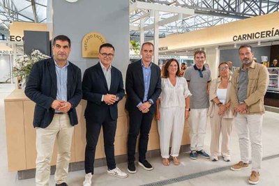 Tui convierte el Mercado de San Antonio en la s�ptima plaza de Galicia con el distintivo de Mercado Excelente