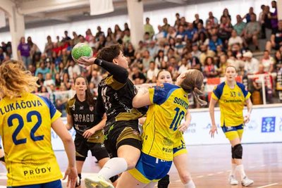 A Sangri�a decide este fin de semana el primer reto europeo del Atl�tico Guard�s