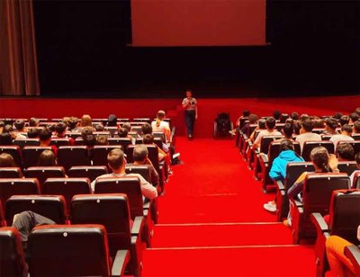 La primera Semana de Cine de Tui arranca con 180 espectadores y una noche dedicada al cortometraje gallego