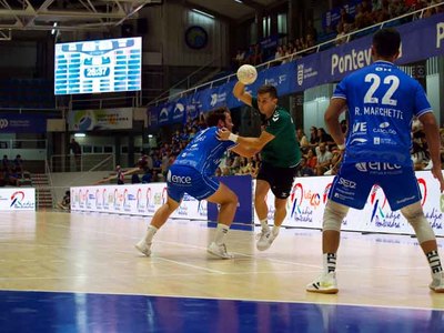 El Atl�tico Nov�s jugar� en A Sangri�a su primer partido como local ante el Balonmano Ingenio