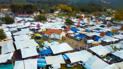 La Feira dos Santos de Cerdal regresa a Valen�a con m�s de 400 puestos y tres siglos de historia