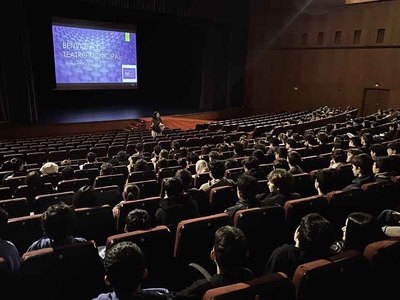 El cine lleva a las aulas de Tui una reflexi�n sobre discriminaci�n, intolerancia y diversidad