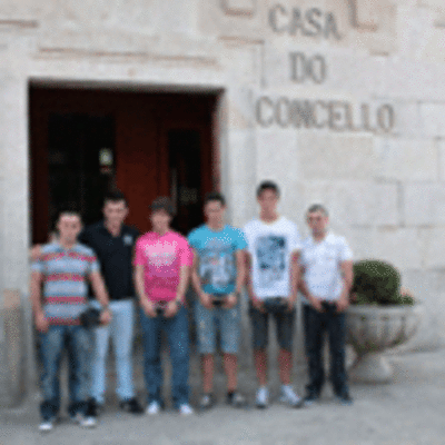 ESPECIAL - RECEPCIN PIRAGISTAS TOMIESES DO KAYAK TUDENSE NA CASA NO CONCELLO