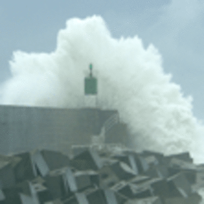 ESPECIAL - FUERTE OLEAJE EN EL MAR Y MUCHO VIENTO Y LLUVIA EN TODA GALICIA SON LAS CONSECUENCIAS DEL TEMPORAL