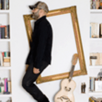 VCTOR COYOTE PRESENTA HOXE EN TUI O SEU LTIMO TRABALLO  -DOS AOS LUZ Y CUARTO-