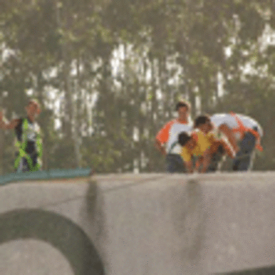 TRABALLASE A RITMO FRENTICO PARA ARRANXAR OS DESPERFECTOS NO CEIP M.R. SINDE DE A GUARDA