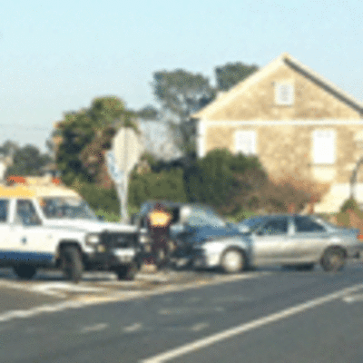 ACCIDENTE ENTRE 3 VEHCULOS EN LA PO-552 A SU PASO POR TOMIO