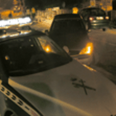 DOS VEHCULOS CAEN EN UNA ZANJA DE OBRAS MAL SEALIZADA EN LA PO-353 A SU PASO POR NOVS EN O ROSAL