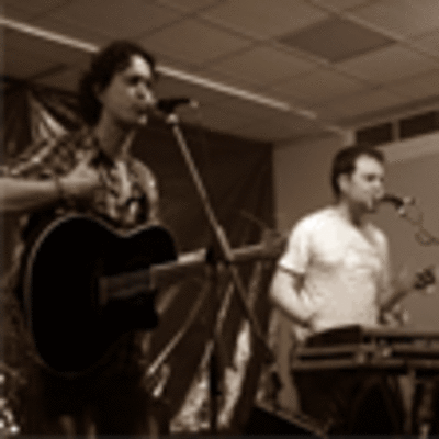 ESPECIAL - EL FESTIVAL XI ESTS ROCK CONGREG A CIENTOS DE PERSONAS