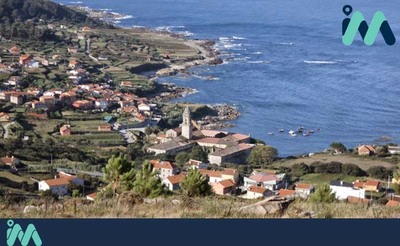 Oia empregará a 8 persoas en tarefas forestais, recollida de lixo, albanelería e maquinaria forestal