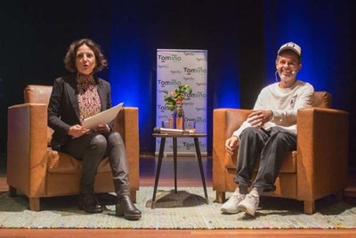 O chef Juan Llorca desgranou erros e problemas que afrontar na alimentación infantil e posibles solucións durante a segunda xornada da V Semana da Educación de Tomiño 