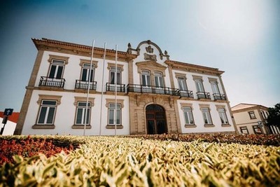 Autarquia de Cerveira repõe funcionamento condicionado de alguns serviços e equipamentos municipais