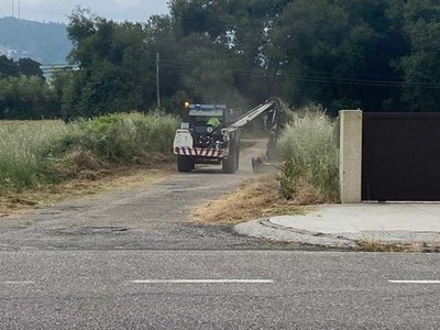 O Concello retomou a limpeza viaria no Rosal tras o parón obrigatorio pola crise sanitaria