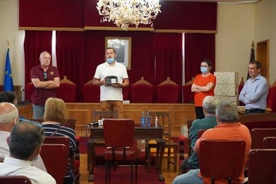 Tui entrega quince máquinas de ozono aos centros culturais para a súa desinfección