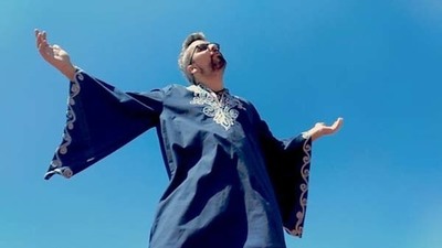 Nuevo videoclip humorístico -Gurú Chakra- del guardés Robodriguez