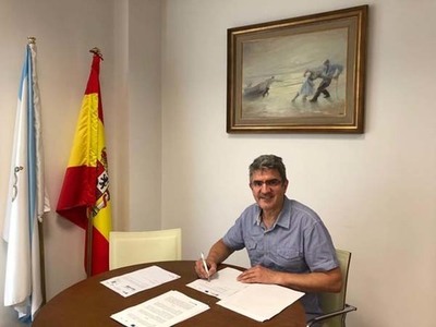 O alcalde da Guarda asina o convenio da nova escola infantil municipal