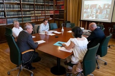 Educación insta aos sindicatos a negociar o protocolo para adaptar o inicio do curso á Covid-19