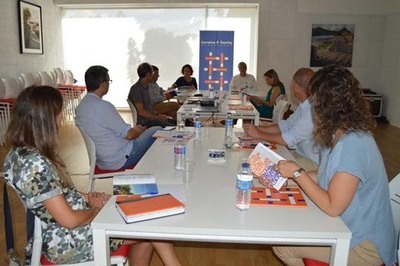 Cerveira e Tomiño presentan unha guía para a promoción conxunta do sector da flor e planta ornamental