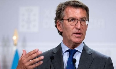 A Xunta prohibe a partires deste xoves fumar en rúas e terrazas se non se mantén a distancia