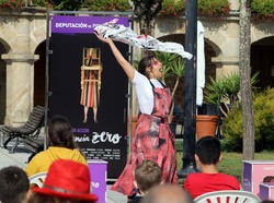 Recoñecemento no Rosal ás mulleres artistas silenciadas coa acción de Mónica Sueiro no programa provincial -Violencia zero-