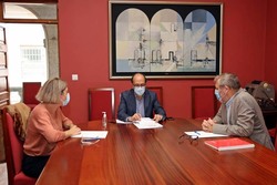 A Xunta de Galicia colaborará co Concello de Tui na celebración do 50 aniversario da súa biblioteca municipal