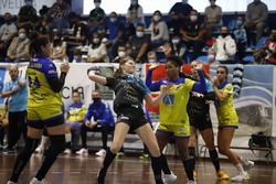 El Guardés se estrena delante de su afición con victoria (33-19)