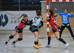 El Guardés gana al Zuazo haciendo la goma (22-24)