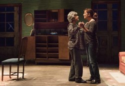 Teatro do Atlántico presenta hoxe ás 19.30 h en Tui -Dúas donas que bailan-