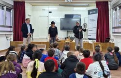 Infominho -  Alumnado de As Neves descubre la msica de raz con el programa -Instrumentos de la Memoria- - 