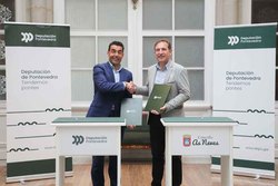 Infominho -  Luis Lpez y el alcalde de As Neves firman un convenio para modernizar el complejo deportivo de A Caa - 