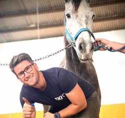 Infominho -  Formacin ecuestre en O Rosal: clinic sobre biomecnica y salud del casco del caballo - 