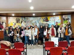 Infominho -  Salvaterra de Mio presenta -Hackeamos o Patriarcado-, un libro contra el machismo digital - 