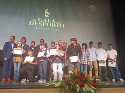 Infominho -  La III Gala do Desporto de Monao corona a los campeones nacionales de la Subzone Academia de Tiro con Arco - 