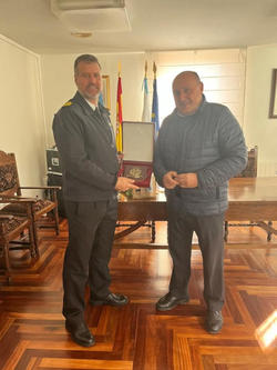 Infominho -  El Concello de Arbo impulsa la seguridad en el ro Mio con la visita del Comandante Naval de Tui - 