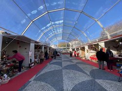 Infominho -  Moncao abre su Mercado de Navidad hasta el 8 de diciembre en la Praca Deu-la-Deu - 