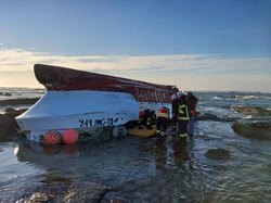 Infominho - Sin resultados en la primera jornada de búsqueda de los tres pescadores desaparecidos en la costa de Caminha - Infominho - Sin resultados en la primera jornada de búsqueda de los tres pescadores desaparecidos en la costa de Caminha -