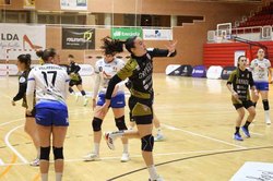 Infominho -  El Guard�s recupera sensaciones tras el par�n y vence al Elda Prestigio (19-22) - 
