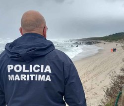 Infominho - Encuentran dos cuerpos en playas del Alto Minho relacionados con el naufragio del 14 de diciembre en Caminha - Infominho - Encuentran dos cuerpos en playas del Alto Minho relacionados con el naufragio del 14 de diciembre en Caminha -