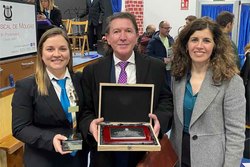 Infominho - Gabriel Rodríguez recibe el cariño de Oia en su último Concierto de Navidad como director de la Banda de Mougás - Infominho - Gabriel Rodríguez recibe el cariño de Oia en su último Concierto de Navidad como director de la Banda de Mougás -