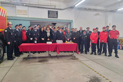Infominho - 109 años de dedicación y solidaridad: homenaje a los Bomberos Voluntarios de Vila Praia de Ancora - Infominho - 109 años de dedicación y solidaridad: homenaje a los Bomberos Voluntarios de Vila Praia de Ancora -