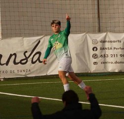Infominho -  M�s de 15 partidos para la U.D. Ribera este fin de semana en todas las categor�as - 