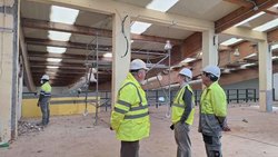 Infominho -  La piscina municipal de A Guarda encara una rehabilitaci�n integral con fuerte ahorro energ�tico - 