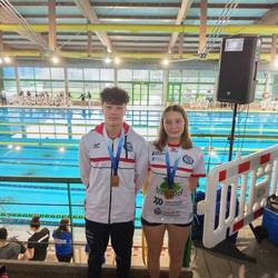 Infominho -  Salvaterra de Mi�o celebra los �xitos de sus nadadores en Ourense - 