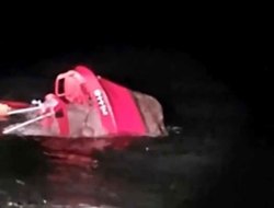 Infominho - Hundimiento frente a Oia: salvados los dos tripulantes del -Maresco Tres- - Infominho - Hundimiento frente a Oia: salvados los dos tripulantes del -Maresco Tres- -