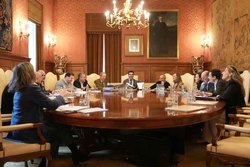 Infominho - La Deputación destina 90.000 euros a una nueva pista de pádel cubierta en Arbo - Infominho - La Deputación destina 90.000 euros a una nueva pista de pádel cubierta en Arbo -