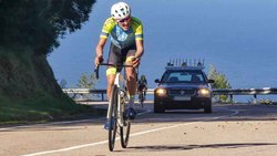 Infominho - Juan Mejía seguirá defendiendo el maillot azul del Team Oiense esta temporada - Infominho - Juan Mejía seguirá defendiendo el maillot azul del Team Oiense esta temporada -