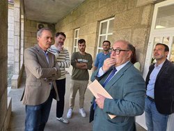 Infominho -  La Xunta invierte 32.000 euros en mejorar la accesibilidad del IES San Paio con la reforma de su ascensor - 